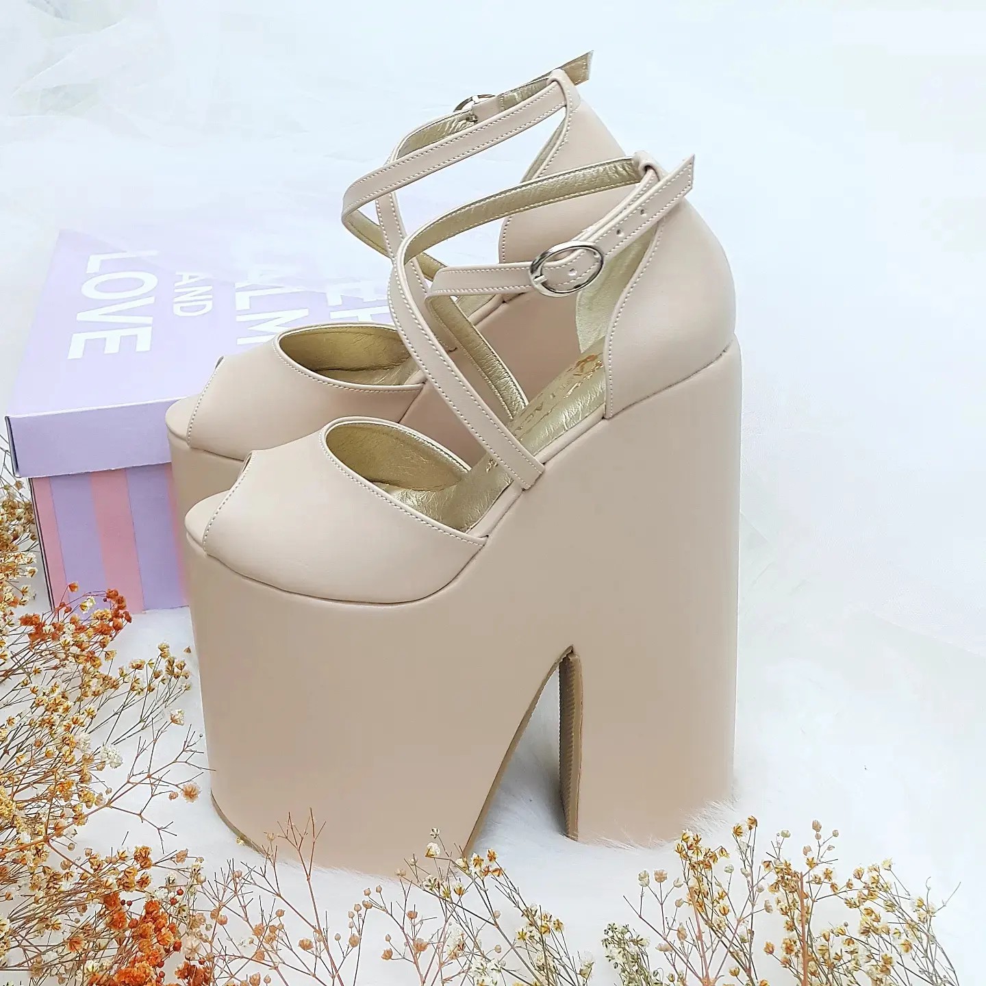 Bridal Shoe Inspiration | Samantha Webber Photography